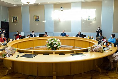 Сергей Грачев: «Женское движение в Оренбуржье имеет хорошие традиции и перспективы»